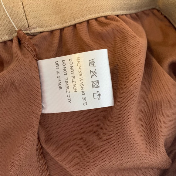 Chicwish 3D Posy Double-Layered Mesh Midi Skirt Caramel Color Size XS/S … - Picture 10 of 13